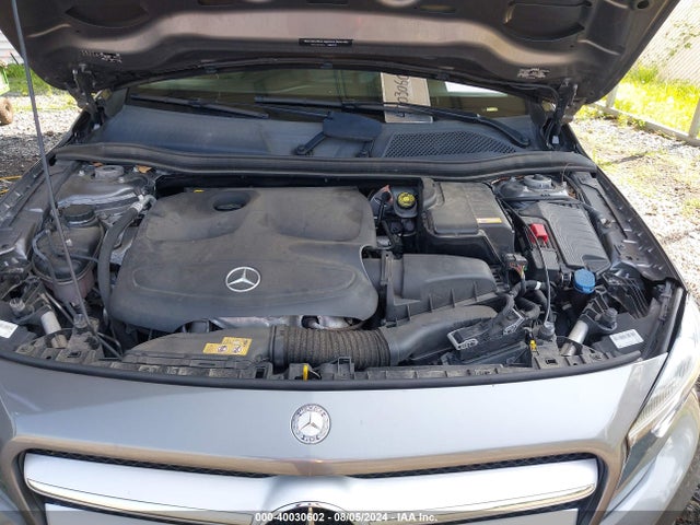 WDCTG4GB1GJ255987 Mercedes-Benz Gla 250 4matic