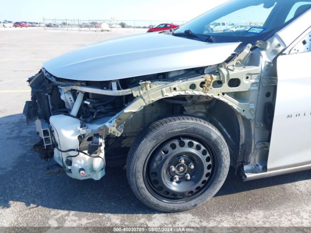 1G1ZB5ST9JF262158 Chevrolet Malibu 1ls