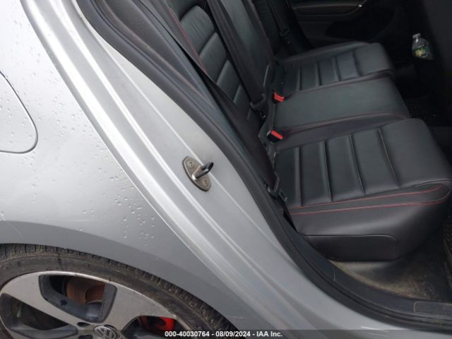 3VW4T7AU1FM045227 Volkswagen Golf Gti 2.0t Se 4-door