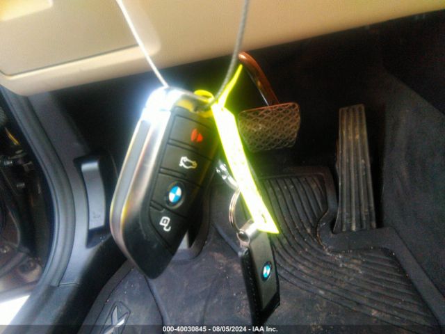 5UXTY5C09L9D66653 BMW X3 Xdrive30i