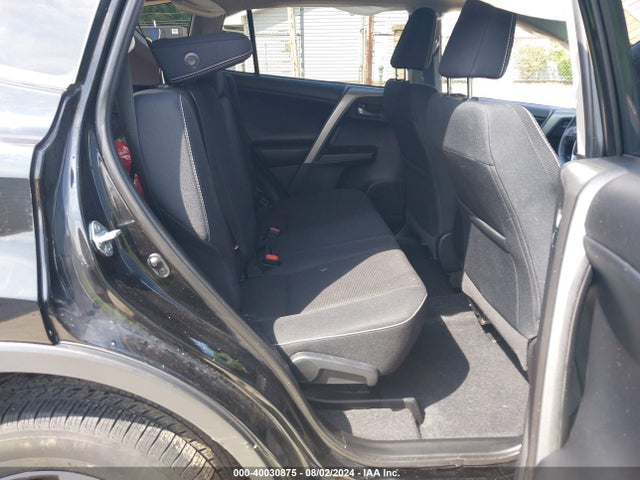 Toyota Rav4 Xle 2018 2T3RFREV7JW739734 Image 8