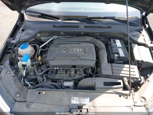 3VWD17AJ3GM419916 Volkswagen Jetta 1.8t Sport