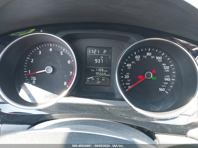 3VWD17AJ3GM419916 Volkswagen Jetta 1.8t Sport
