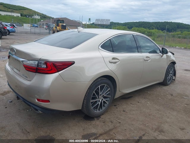 58ABK1GG5HU038070 Lexus ES 350