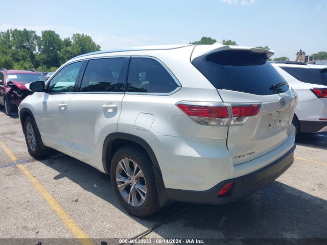 Toyota Highlander Xle V6 2014 5TDJKRFH5ES025562 Image 3