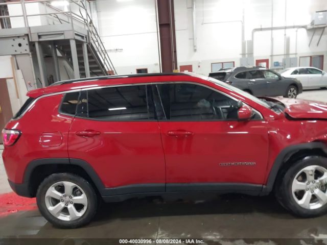 3C4NJDBB4KT834450 Jeep Compass Latitude 4x4