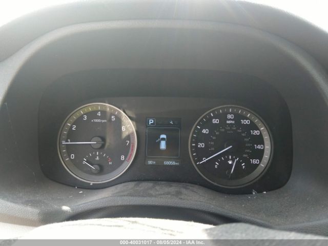 KM8J33A45GU141191 Hyundai TUCSON SE