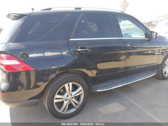 Mercedes-Benz ML 350 2015 4JGDA5JB3FA607648 Image 14