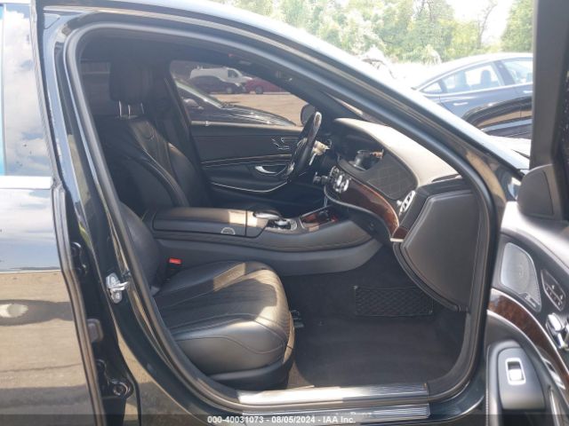 W1KUG8GB3LA559095 Mercedes-Benz S 560 4matic