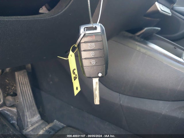 5XYPG4A3XHG192124 KIA Sorento 2.4l Lx