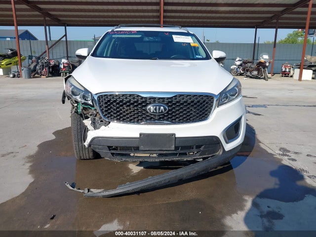 5XYPG4A3XHG192124 KIA Sorento 2.4l Lx