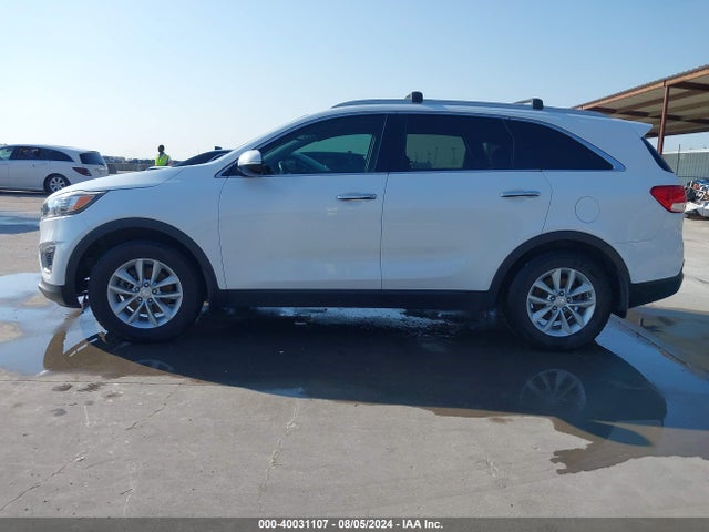 5XYPG4A3XHG192124 KIA Sorento 2.4l Lx
