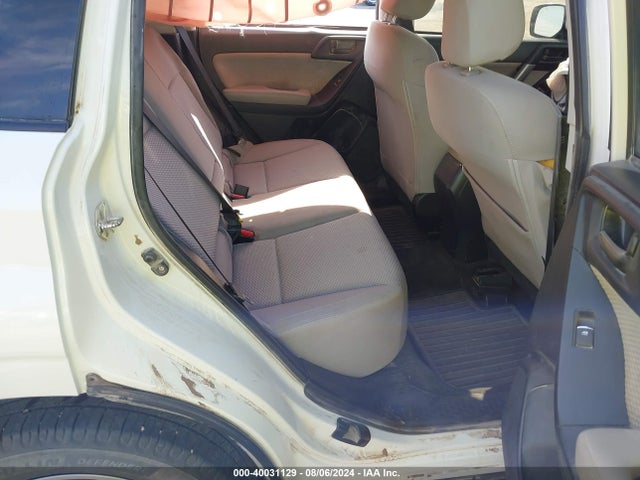 JF2SJAGC2JH470272 Subaru Forester 2.5i Premium