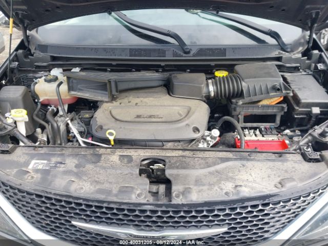 2C4RC1DG7MR537861 Chrysler Voyager Lxi