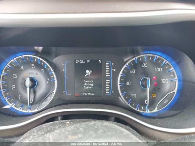 2C4RC1DG7MR537861 Chrysler Voyager Lxi