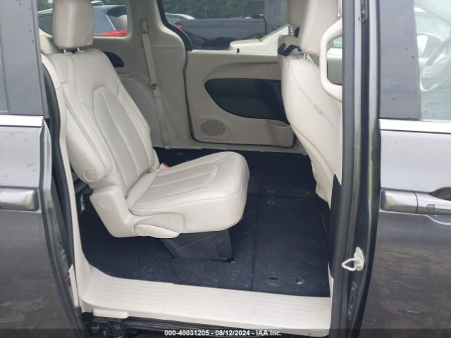 2C4RC1DG7MR537861 Chrysler Voyager Lxi