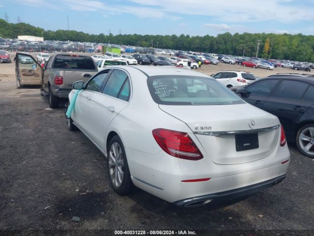 WDDZF4JB1HA076383 Mercedes-Benz E 300