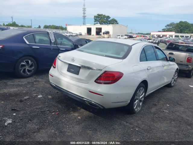 WDDZF4JB1HA076383 Mercedes-Benz E 300