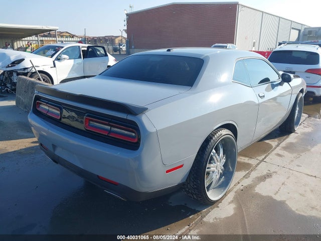 Dodge Challenger Sxt 2021 2C3CDZAG3MH552048 Image 4