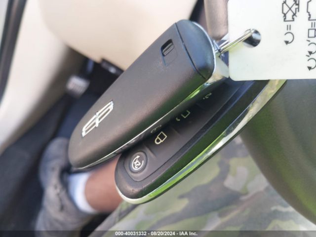 1LNHL9DK7EG609803 Lincoln MKS