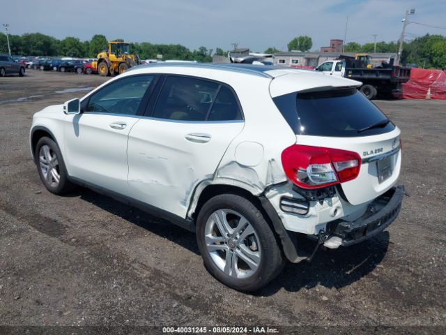 WDCTG4GB3GJ235823 Mercedes-Benz Gla 250 4matic
