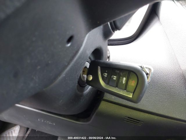 5YFEPMAE5NP273418 Toyota COROLLA LE
