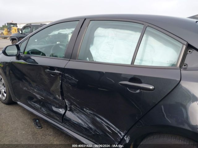 5YFEPMAE5NP273418 Toyota COROLLA LE