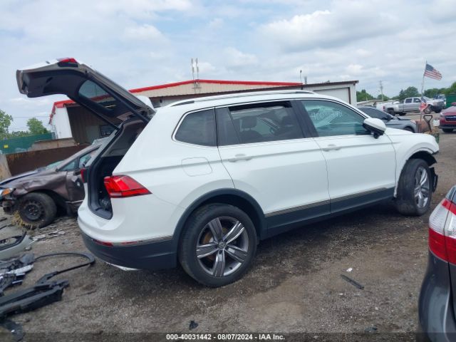 3VV2B7AX3MM021744 Volkswagen Tiguan 2.0t Se/2.0t Se R-line Black/2.0t Sel