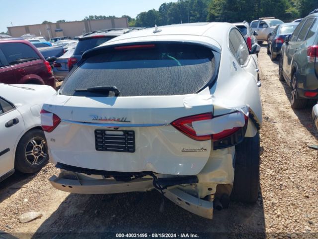 ZN661XUAXKX322821 Maserati Levante