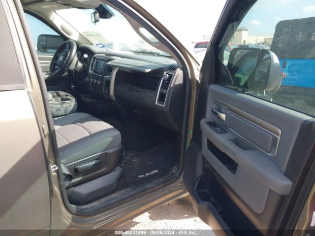 3C6UR5JJXEG304880 RAM 2500 Slt