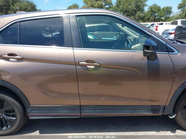 JA4AT4AA9JZ065205 Mitsubishi Eclipse Cross Le