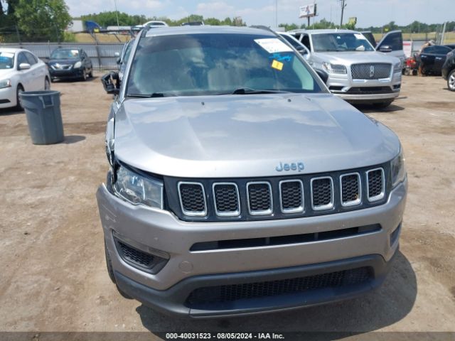 3C4NJCAB4JT461971 Jeep Compass Sport Fwd