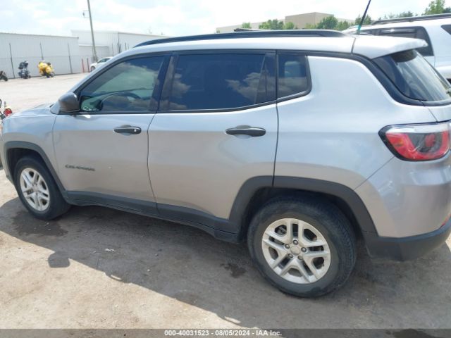 3C4NJCAB4JT461971 Jeep Compass Sport Fwd