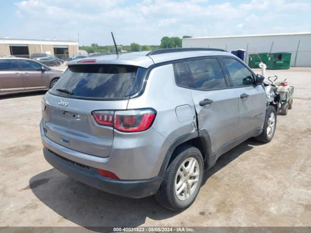 3C4NJCAB4JT461971 Jeep Compass Sport Fwd