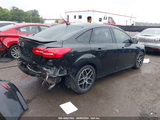 Ford FOCUS SE 2015 1FADP3FE9FL247287 Image 4