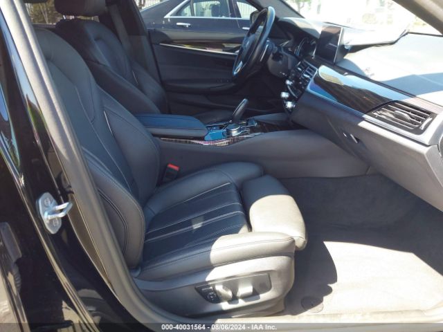 WBAJE5C54KWW20972 BMW 540I