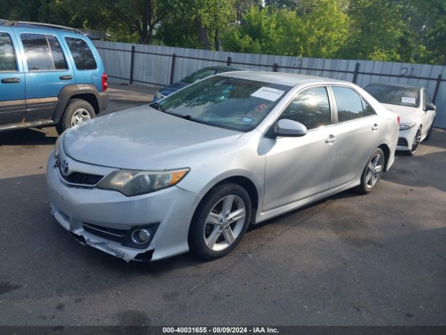 4T1BF1FK0EU807457 Toyota CAMRY SE