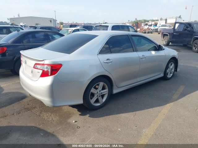 4T1BF1FK0EU807457 Toyota CAMRY SE