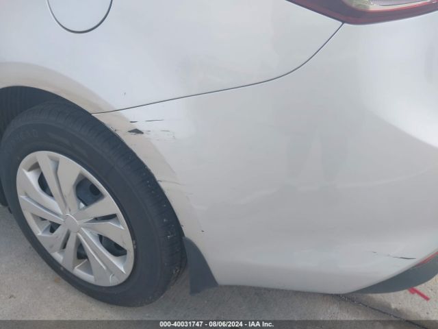 3KPFK4A78HE156989 KIA FORTE LX