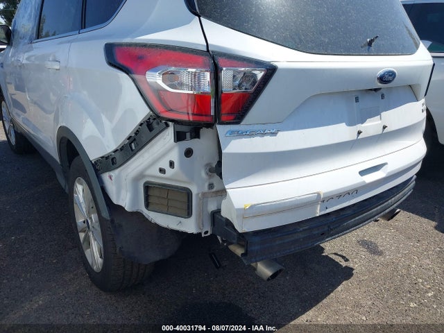 Ford ESCAPE SE 2018 1FMCU0GD5JUB16309 Image 13
