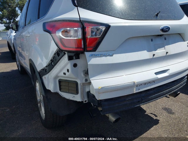 Ford ESCAPE SE 2018 1FMCU0GD5JUB16309 Image 5