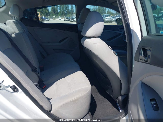 KIA Optima Lx 2015 KNAGM4A78F5535026 Image 8
