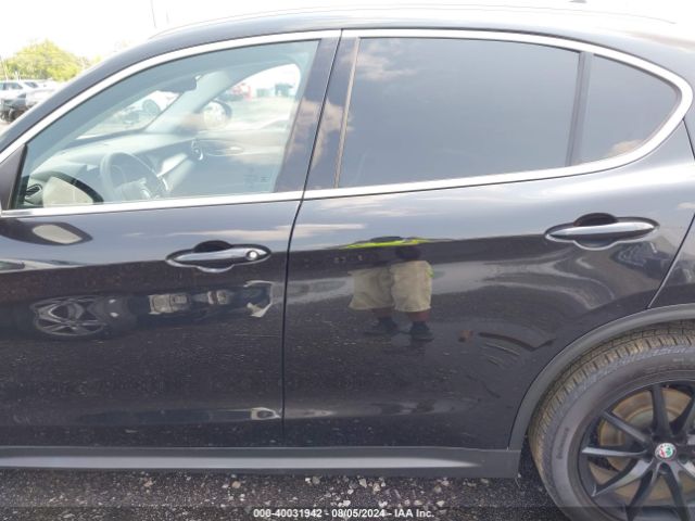 ZASFAKBN6J7B58922 Alfa Romeo STELVIO TI