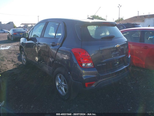 Chevrolet TRAX LS 2019 3GNCJNSB4KL141608 Image 3