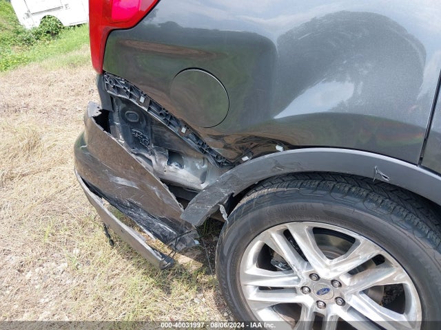 Ford Explorer Limited 2016 1FM5K8F8XGGB16136 Image 18