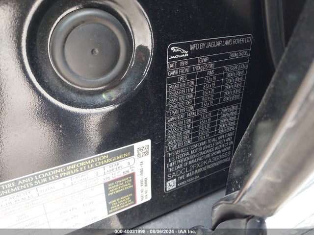 2019 JAGUAR F-PACE SADCL2FX2KA368668 Photo 8