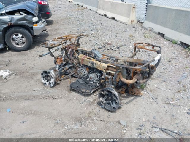 2019 CAN-AM OUTLANDER 3JBLKAT49KJ000367 Photo 2