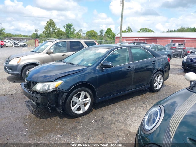 Toyota CAMRY SE 2014 4T1BF1FKXEU815596 Image 2