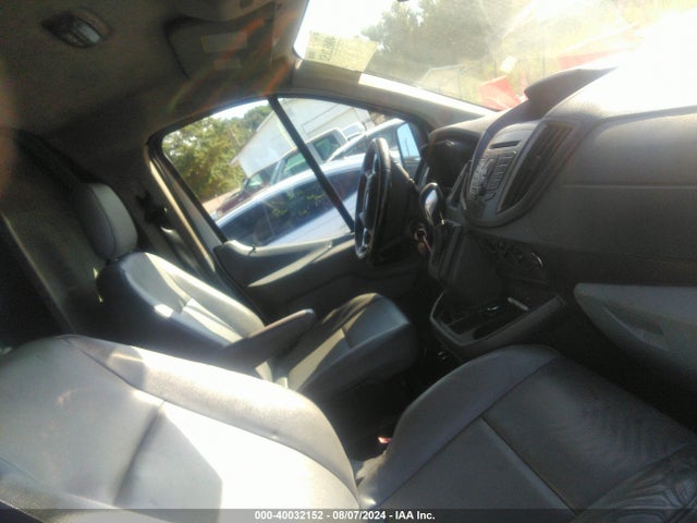Ford Transit-150 2016 1FTYE1YG9GKA88251 Image 5