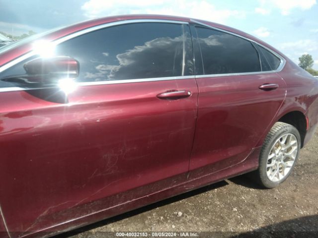 1C3CCCEG4FN560440 Chrysler 200 C